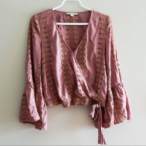 American Eagle crop top 💕